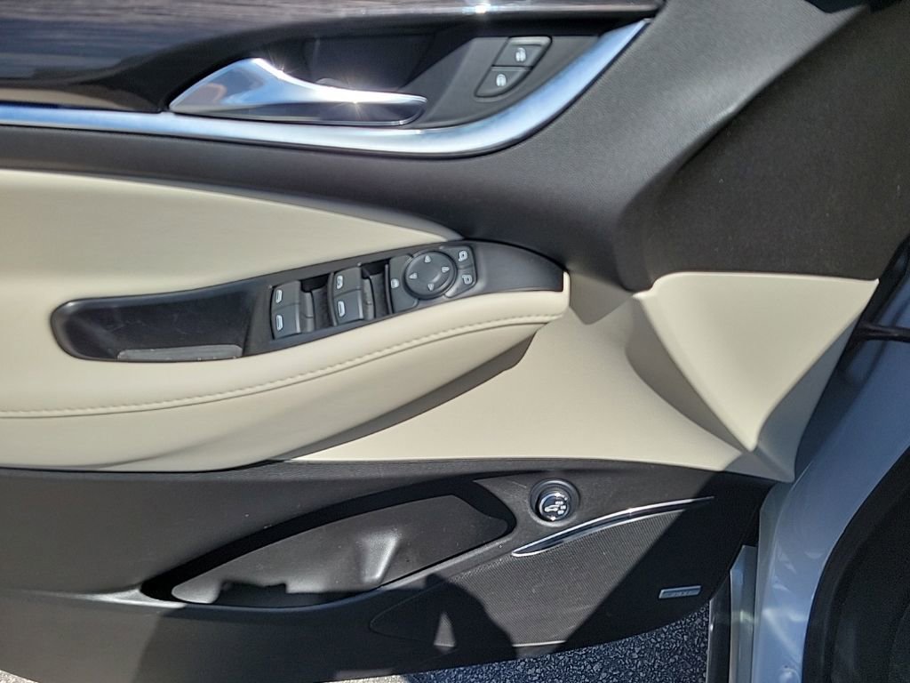 2023 Buick Enclave Essence - Photo 12