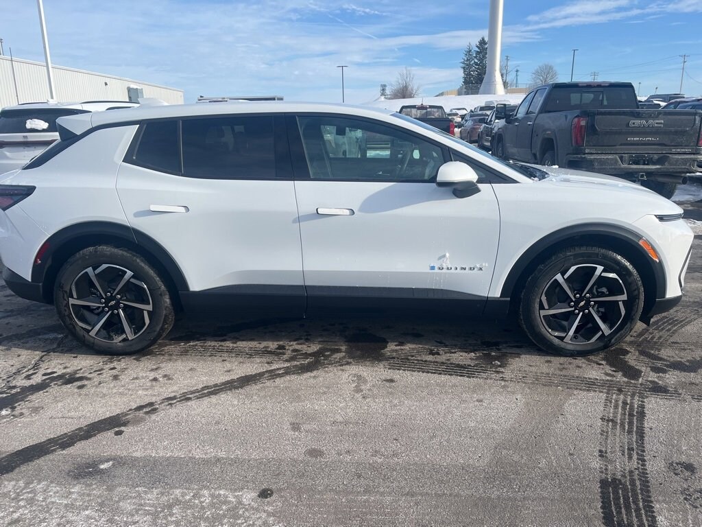New 2026 Chevrolet Equinox EV LT SUV