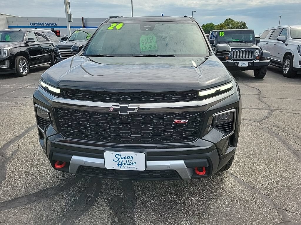 Used 2024 Chevrolet Traverse Z71 SUV