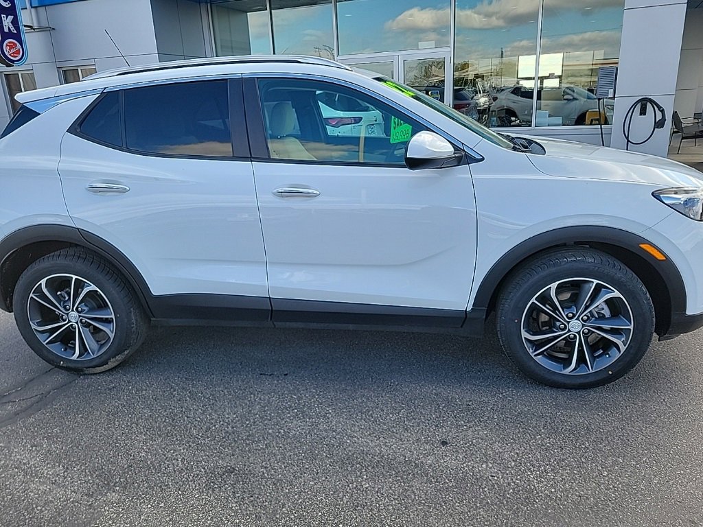 2022 Buick Encore GX Select photo 3