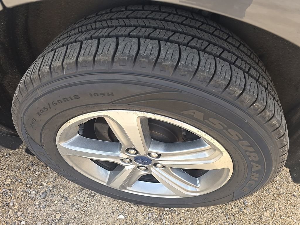 Used 2022 Ford Edge SEL