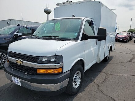 2019 Chevrolet Express Cutaway 3500 Cargo Van