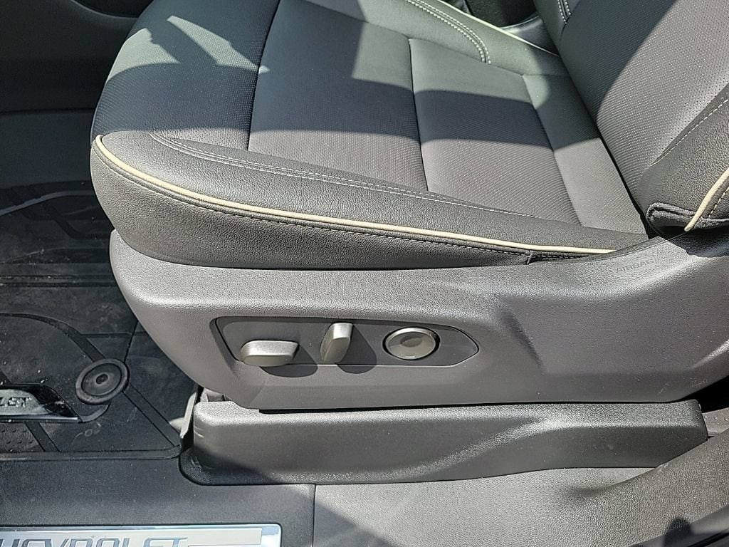 2026 Chevrolet Tahoe Premier - Photo 15