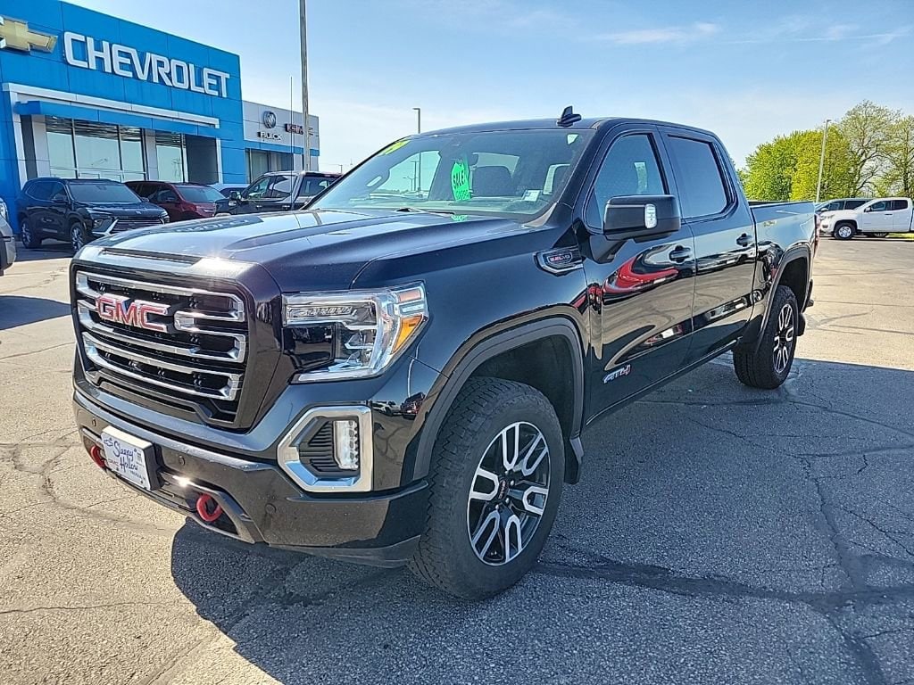 2019 GMC Sierra 4WD Crew Cab Short Box AT4's photo