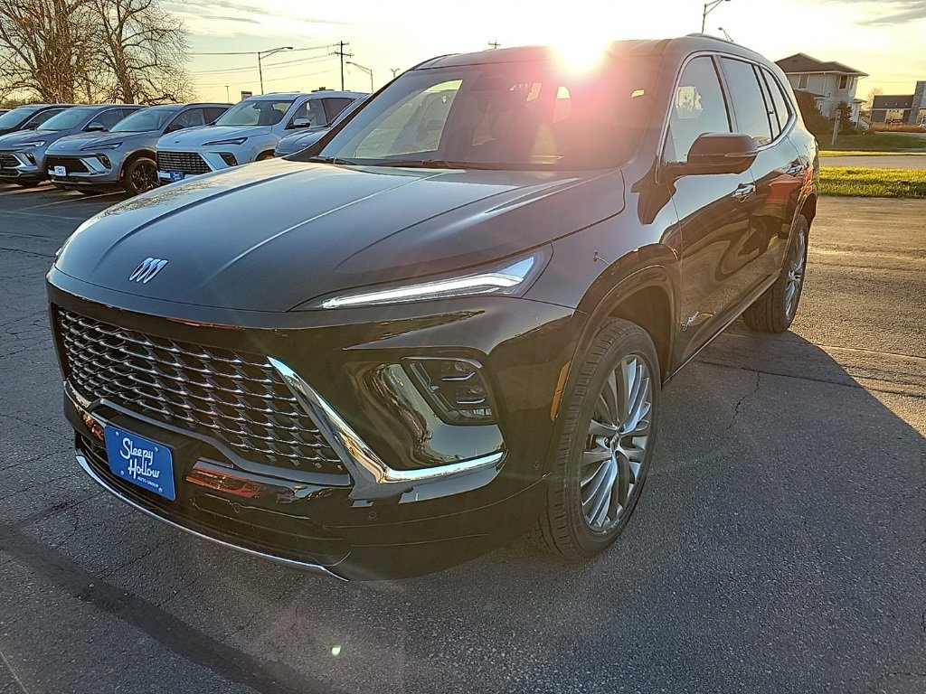 2026 Buick Enclave Avenir's photo