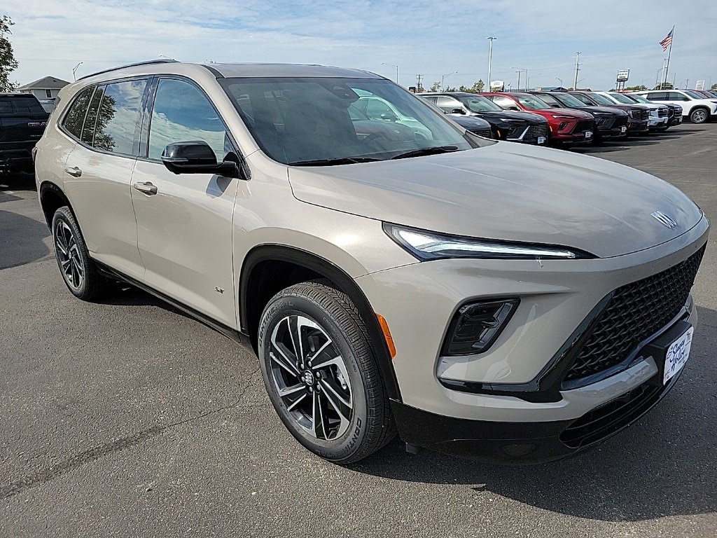 2026 Buick Enclave Sport Touring photo 2