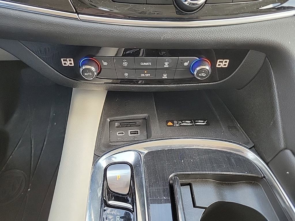2023 Buick Enclave Essence - Photo 17