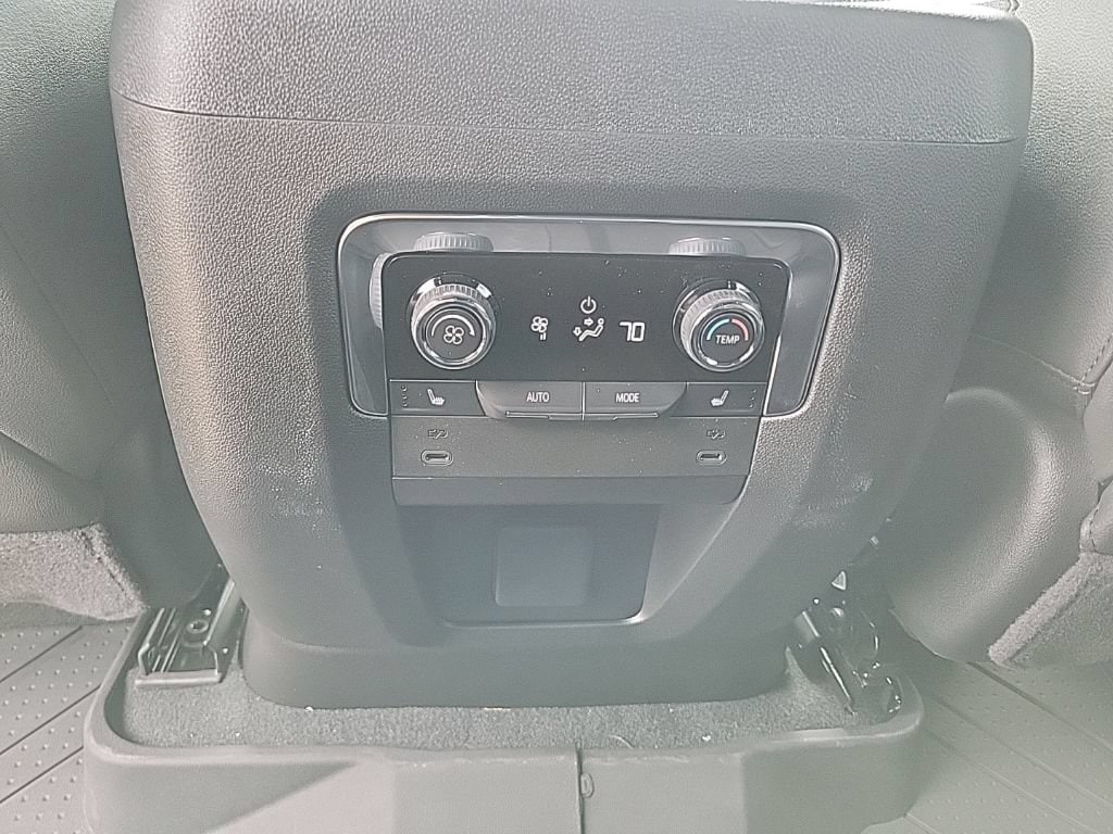 2026 Chevrolet Tahoe Premier - Photo 12