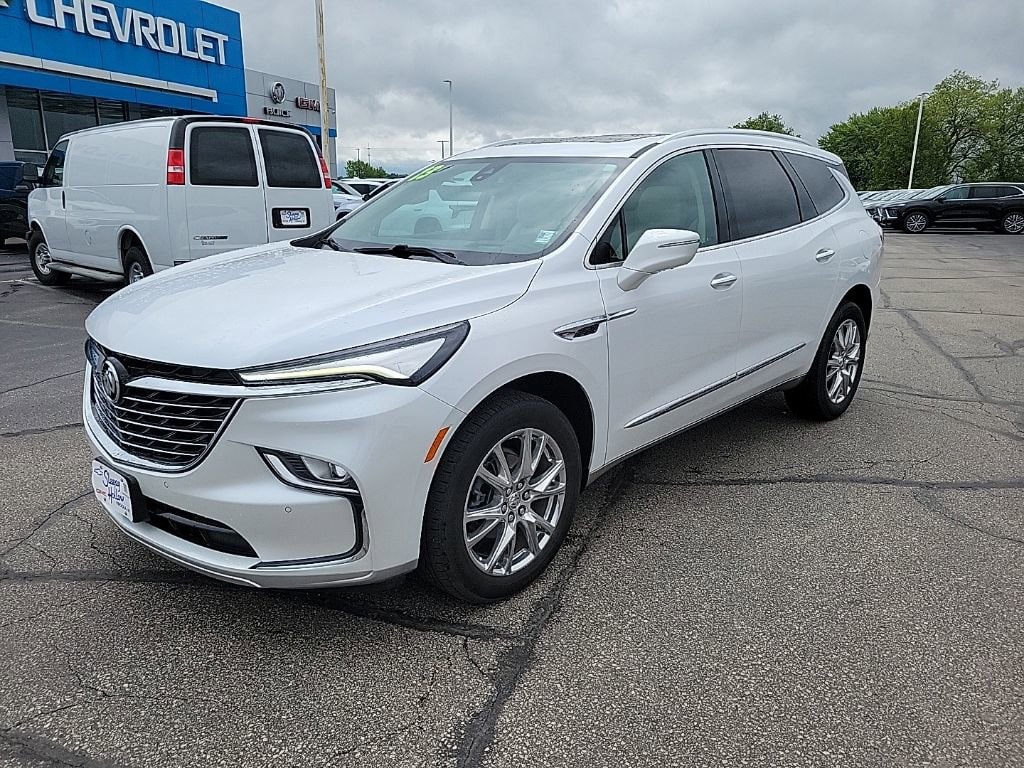 2023 Buick Enclave Premium AWD's photo