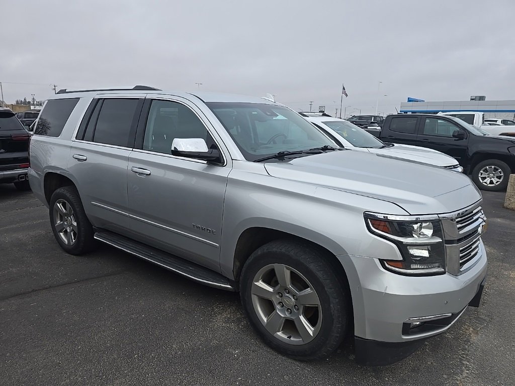 2020 Chevrolet Tahoe Premier photo 2