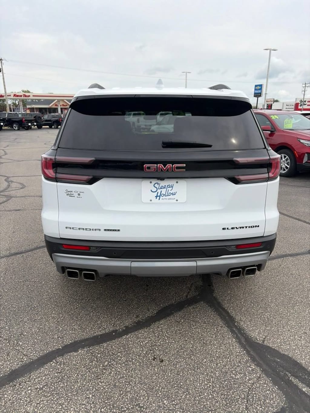 Used 2024 GMC Acadia Elevation SUV