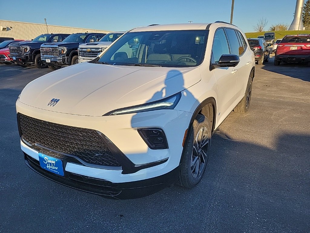 2026 Buick Enclave Sport Touring's photo