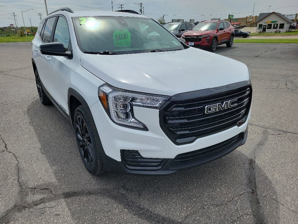 Used 2023 GMC Terrain SLE SUV
