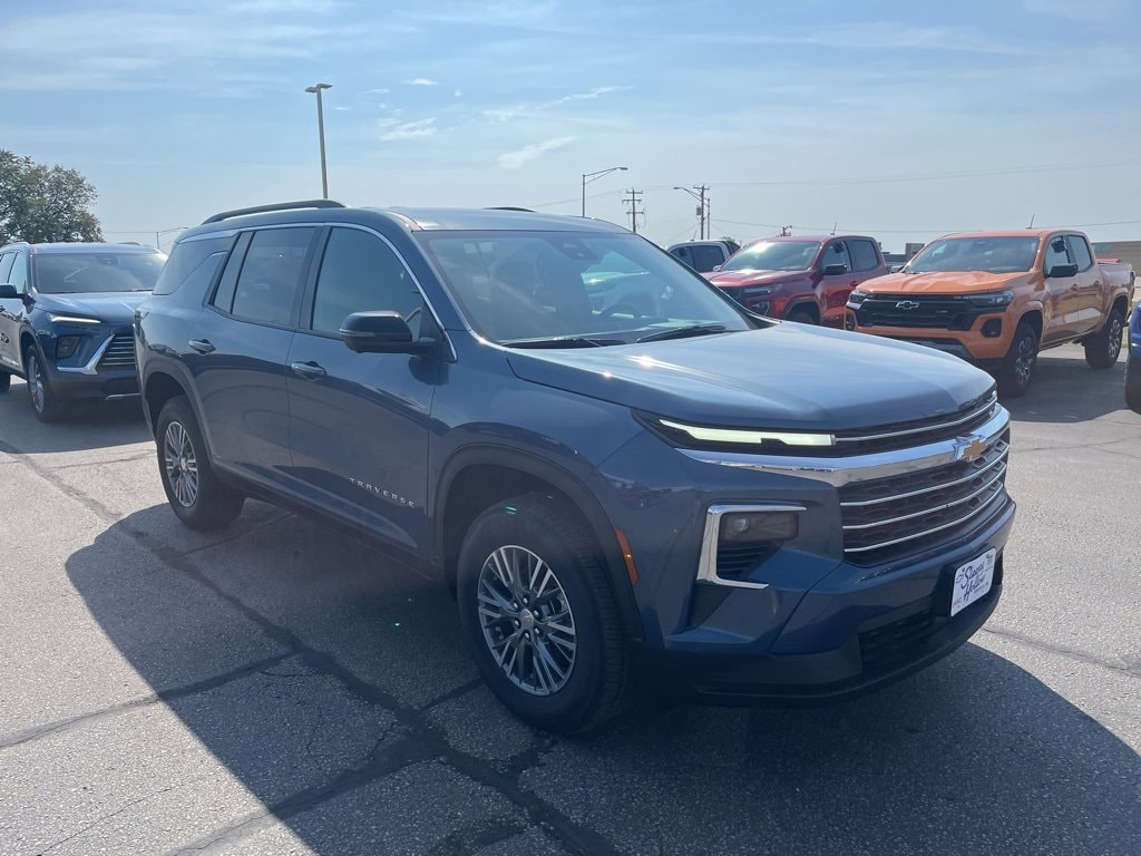 New 2025 Chevrolet Traverse LT SUV