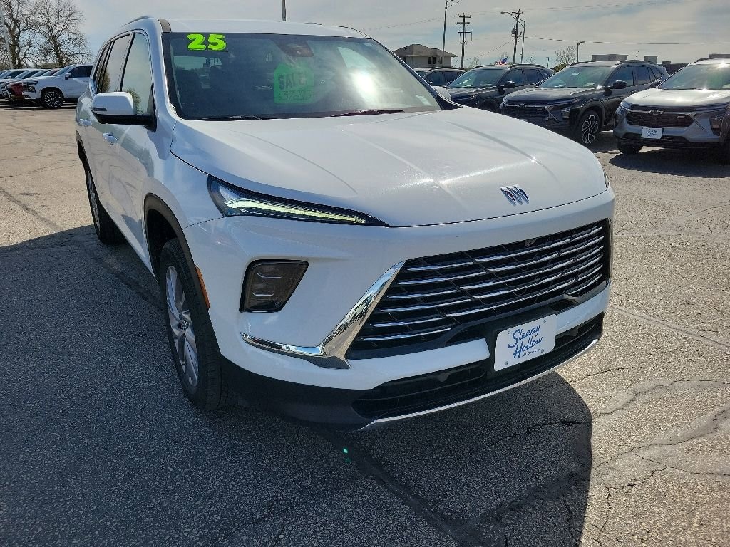 Used 2025 Buick Enclave Preferred SUV
