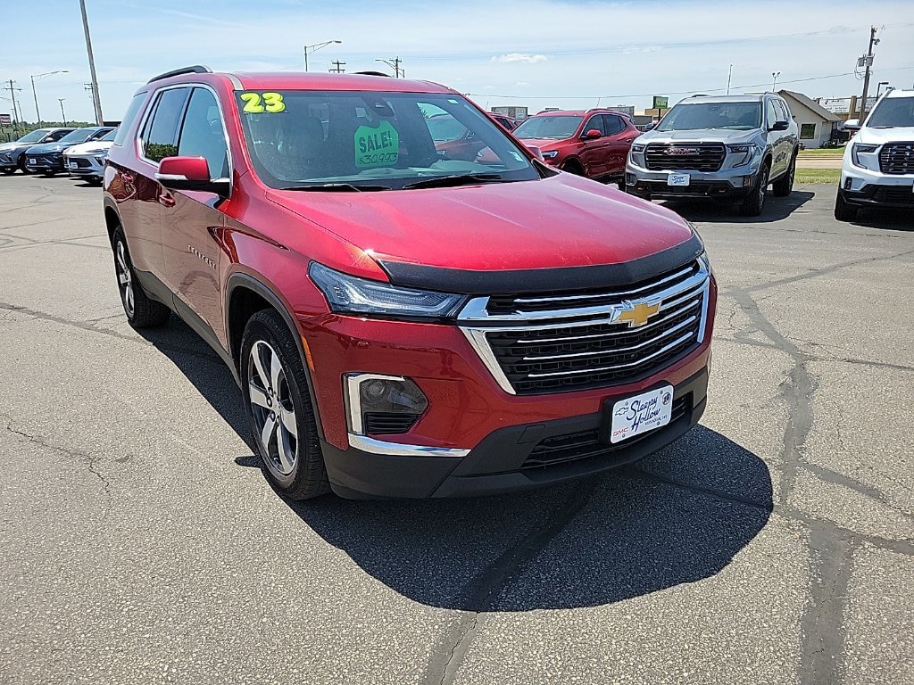 Used 2023 Chevrolet Traverse LT Leather SUV