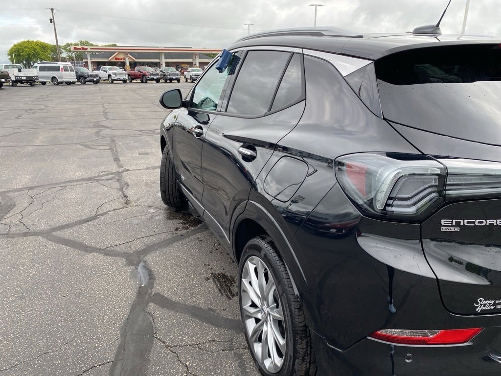 Used 2024 Buick Encore GX Avenir SUV