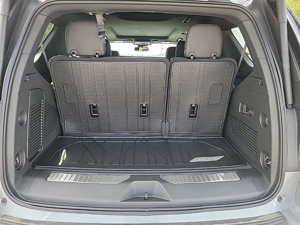 2026 Chevrolet Tahoe Premier - Photo 8
