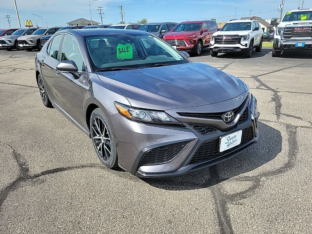Used 2023 Toyota Camry SE Sedan
