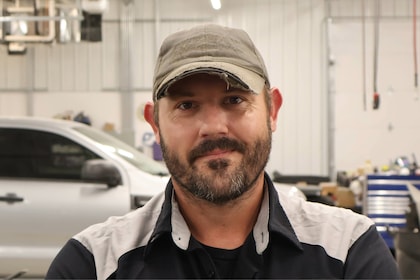 Staff member Lyle Fish from ID_584d85