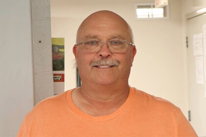Staff member Steve Hagen from ID_0dff76