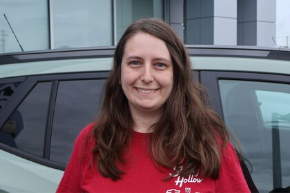 Staff member Kristin Stone from ID_00dccb