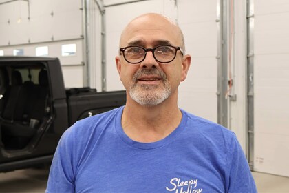 Staff member Ron Miller from ID_584d85