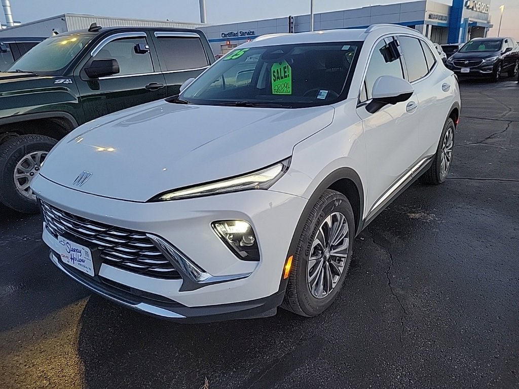 2025 Buick Envision Preferred's photo