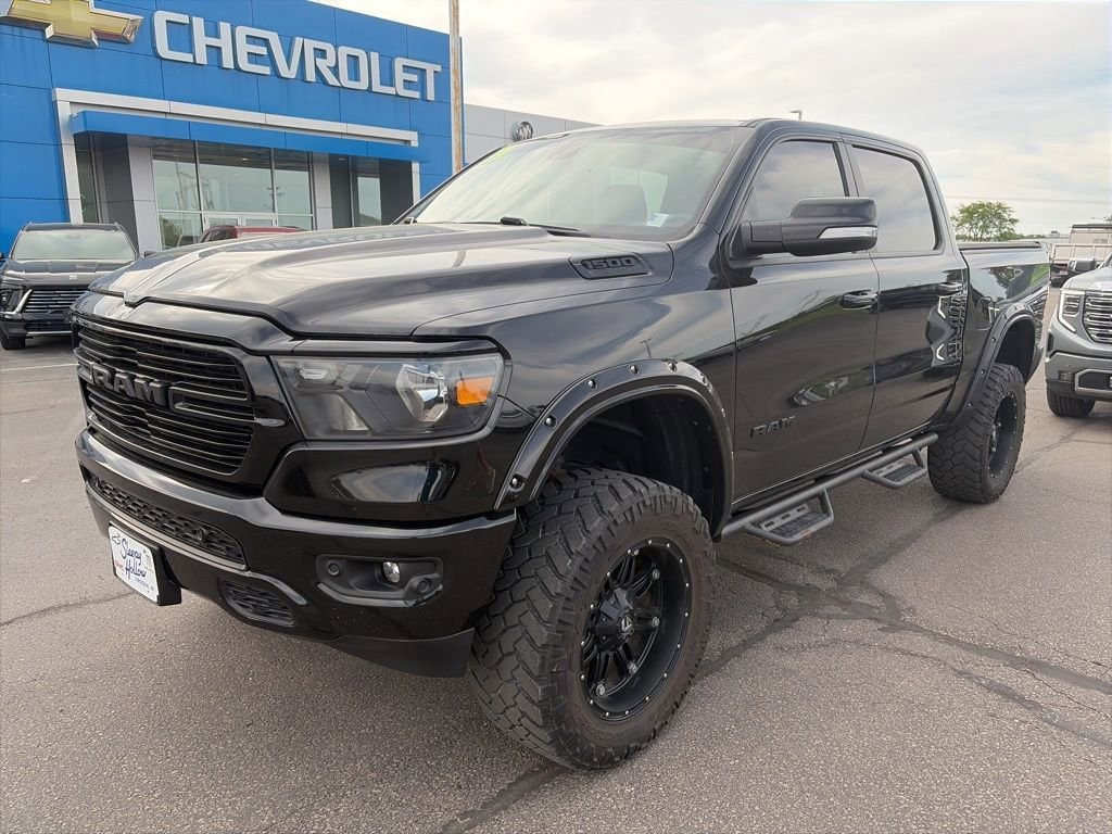 2019 RAM 1500 Big Horn/Lone Star 4x4 Crew Cab 5'7's photo