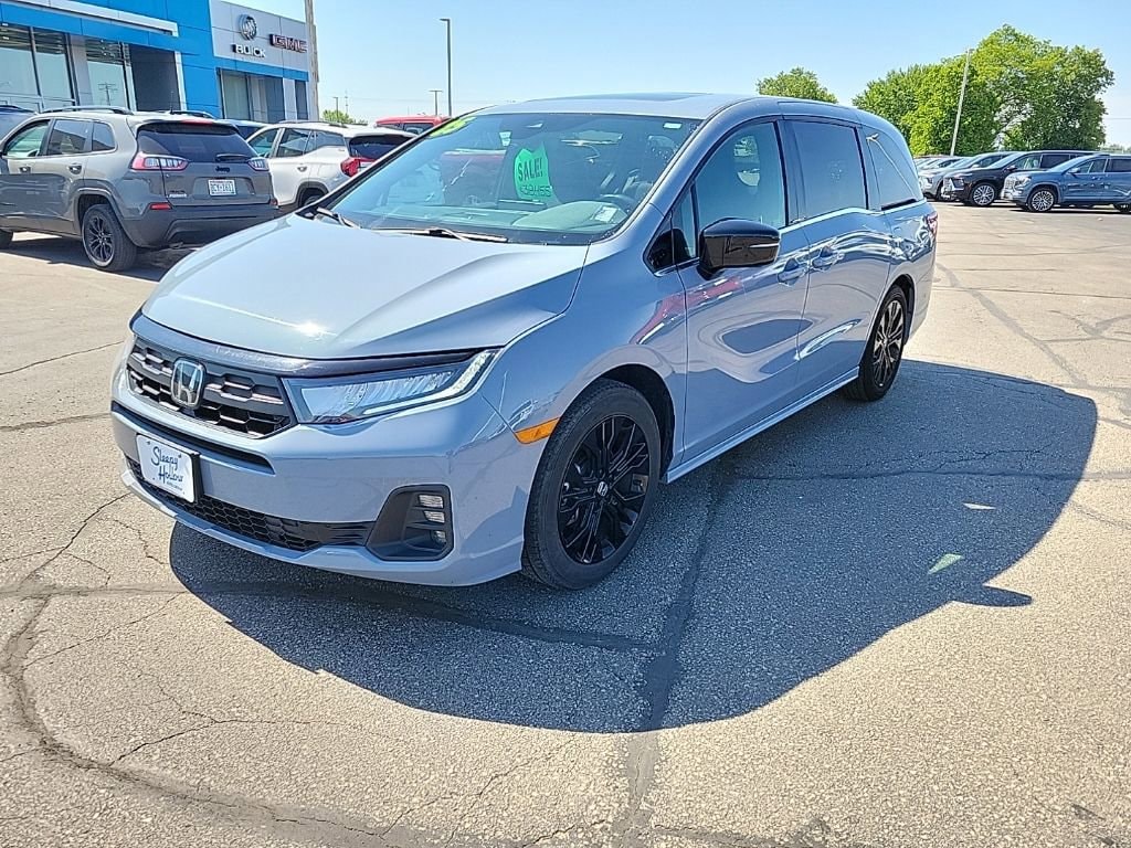 Used 2025 Honda Odyssey Sport-L Minivan