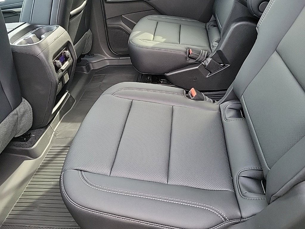 New 2026 Chevrolet Traverse LT SUV