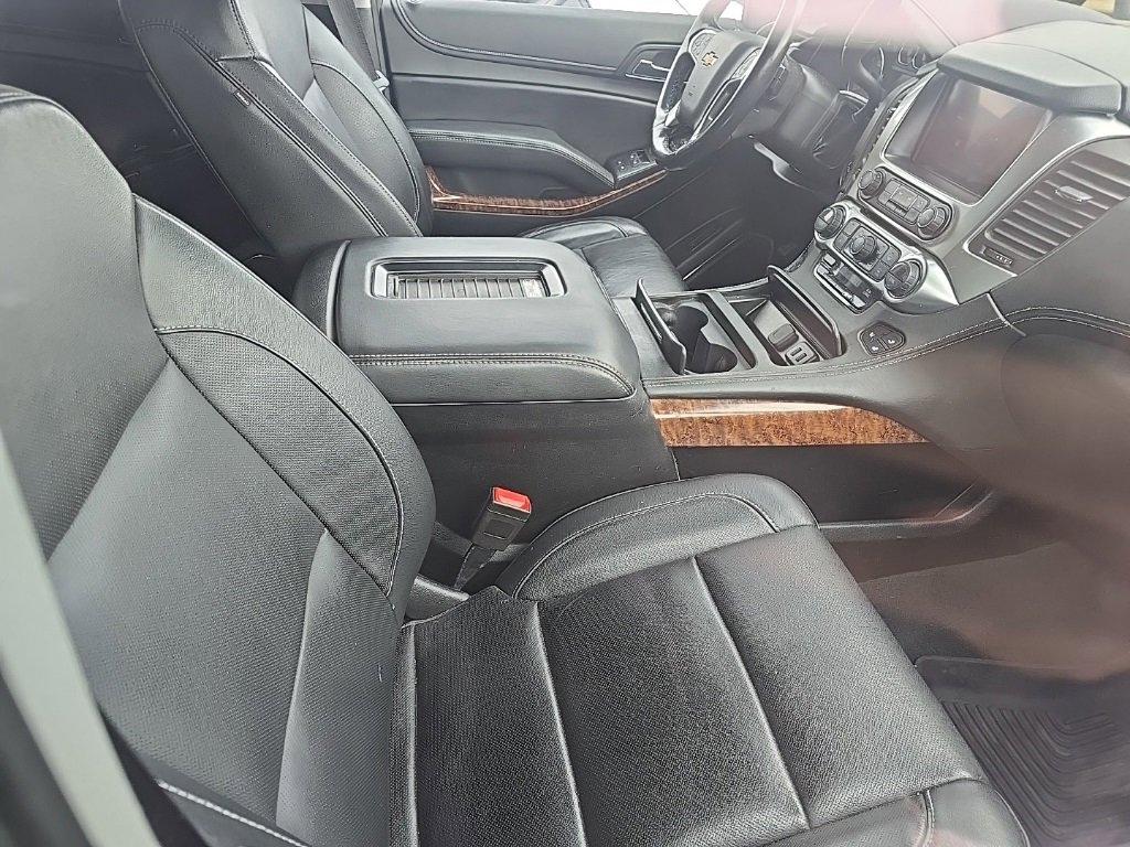 2020 Chevrolet Tahoe Premier photo 3