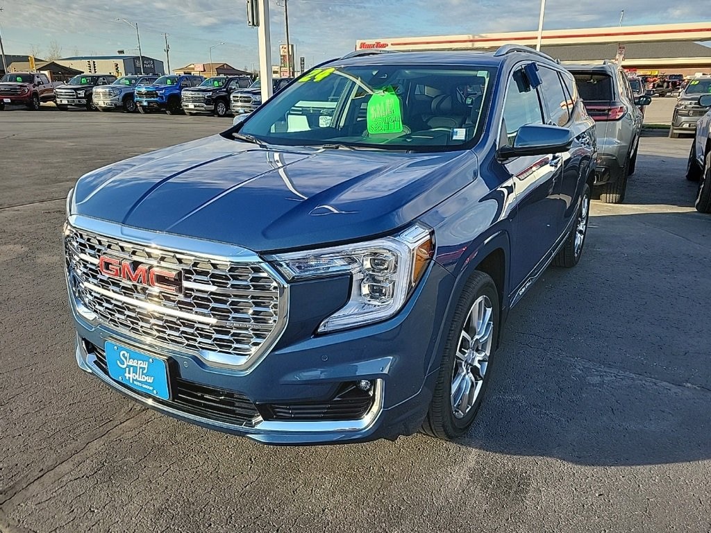 Used 2024 GMC Terrain Denali SUV