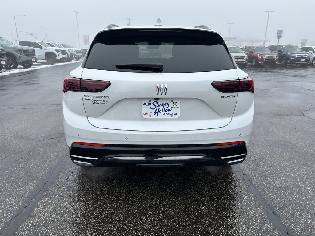 2025 Buick Envision Sport Touring photo 4