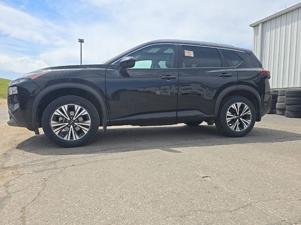2023 Nissan Rogue SV AWD's photo