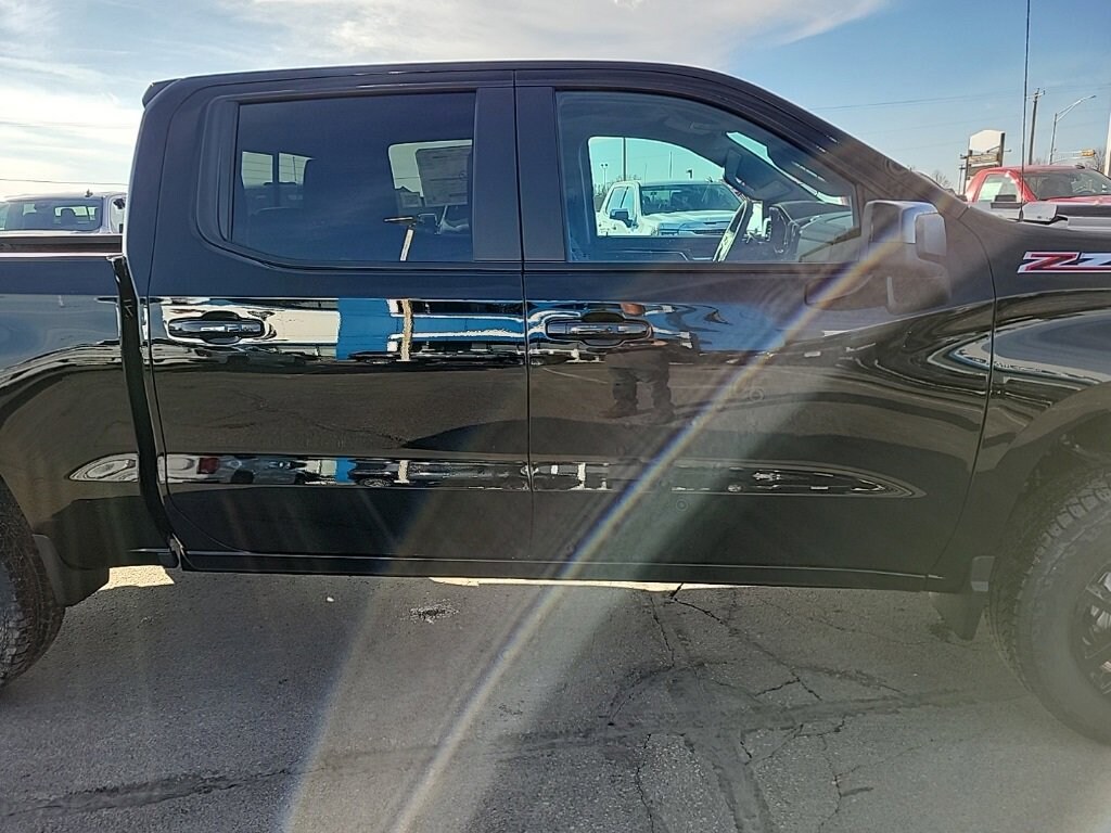 New 2025 Chevrolet Silverado 1500 For Sale at Sleepy Hollow Chevrolet Buick GMC VIN