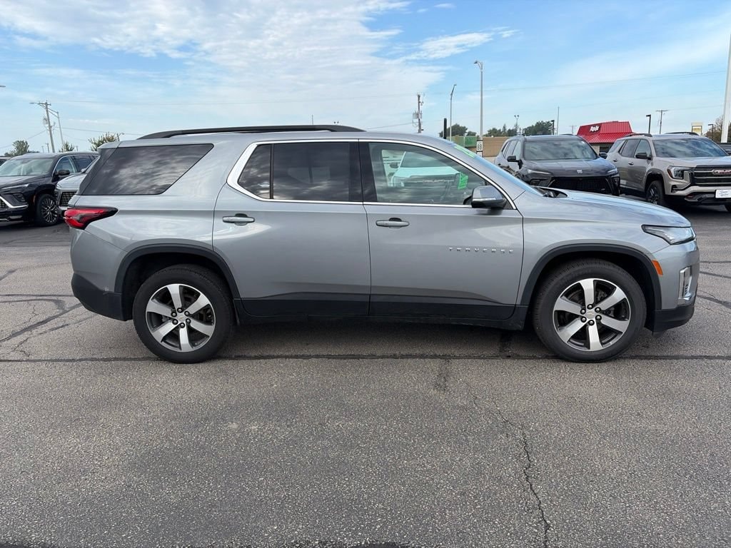 Used 2023 Chevrolet Traverse LT Leather SUV