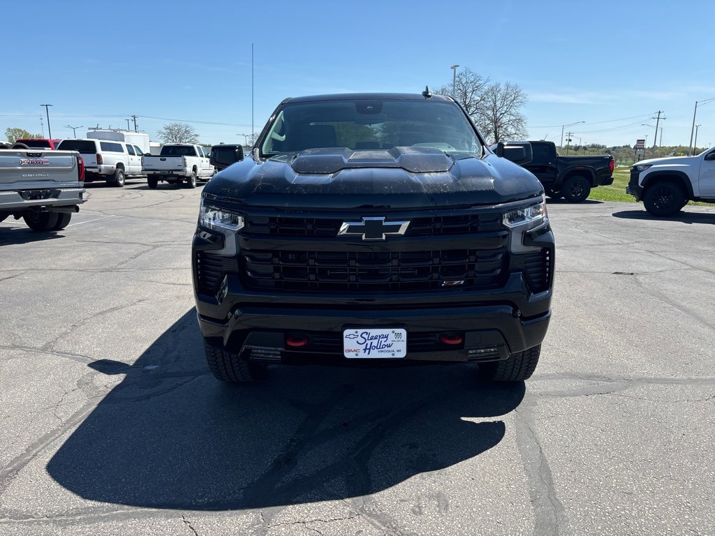 2025 Chevrolet Silverado 1500 LT Trail Boss photo 2