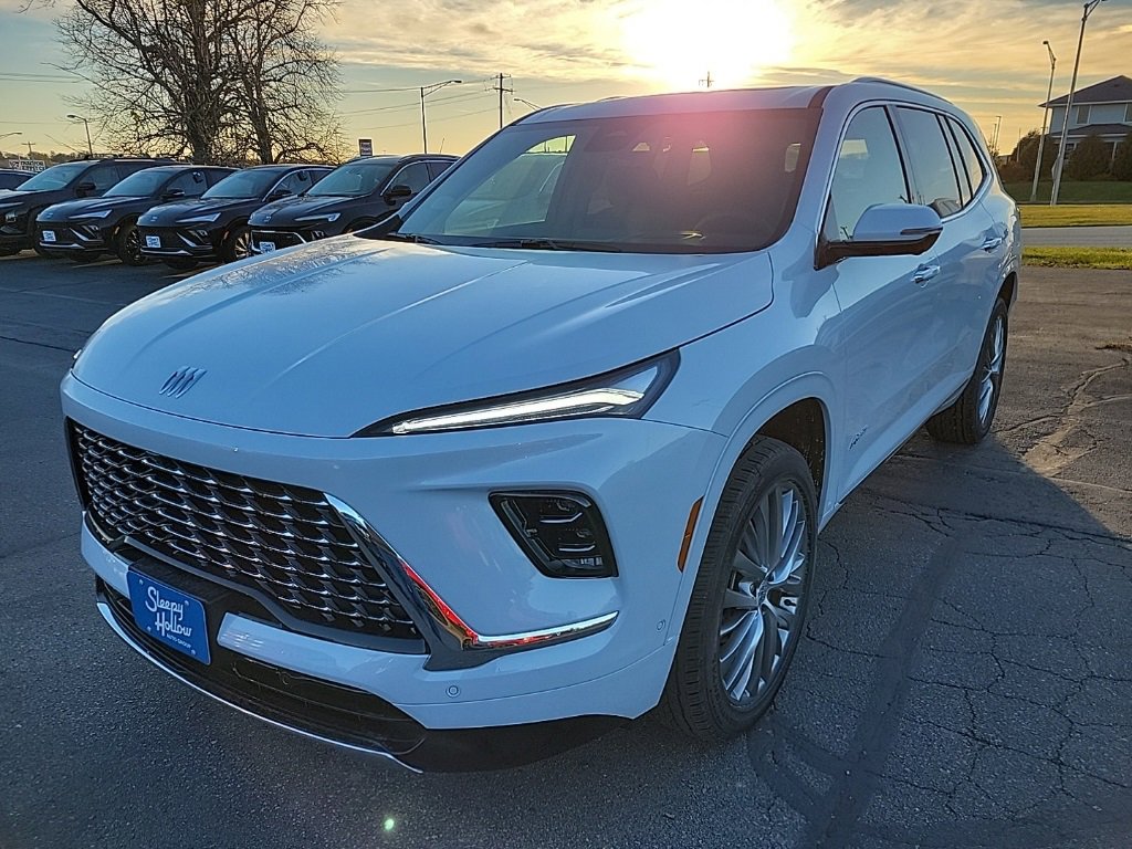 2026 Buick Enclave Avenir's photo