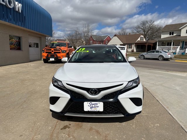 Used 2019 Toyota Camry XSE with VIN 4T1B61HK6KU786056 for sale in Caledonia, Minnesota