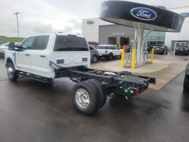 New 2026 Ford F-350 Chassis XLT Cab and Chassis