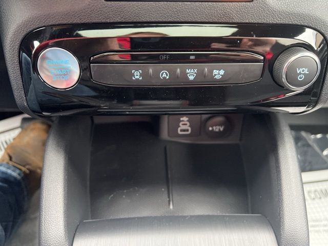 2026 Ford Escape ST-Line - Photo 22