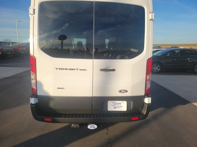 2026 Ford Transit photo 4