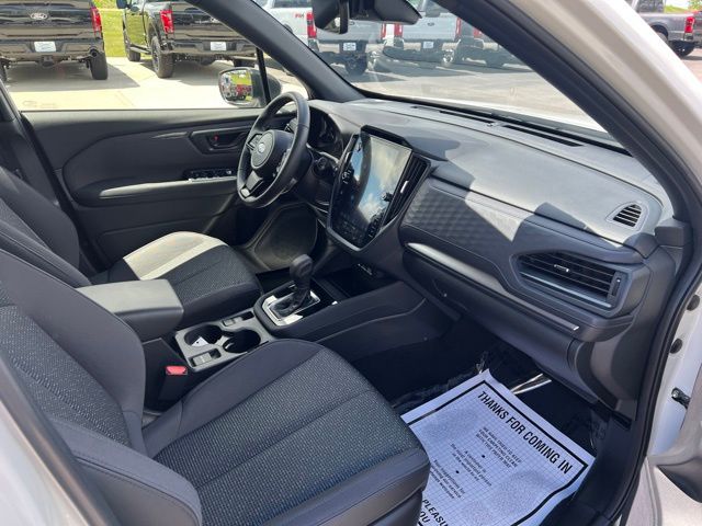 2025 Subaru Forester Premium - Photo 15