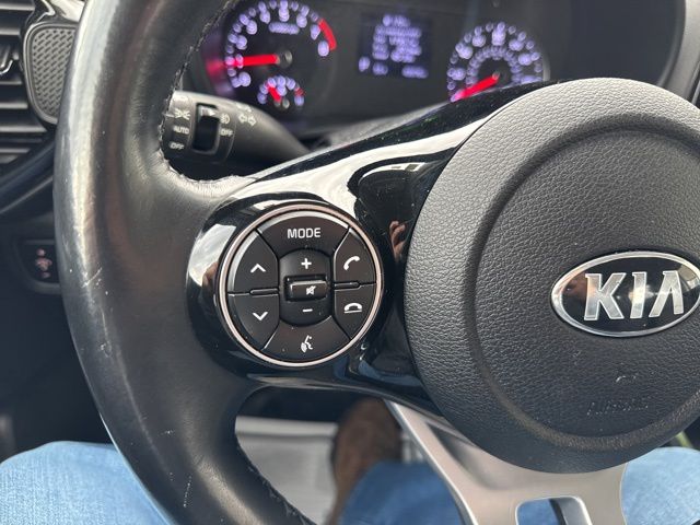 2020 Kia Soul EX - Photo 13
