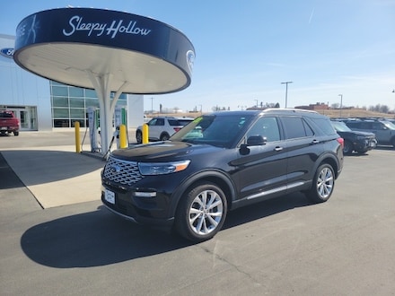 2022 Ford Explorer Platinum SUV