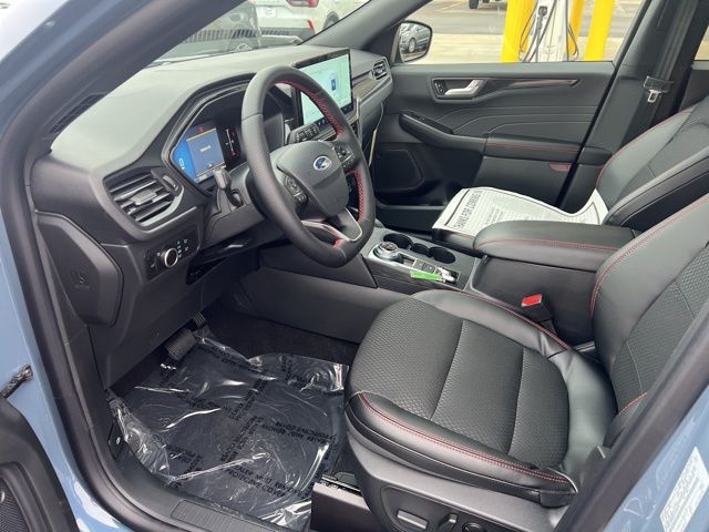 2026 Ford Escape ST-Line - Photo 10
