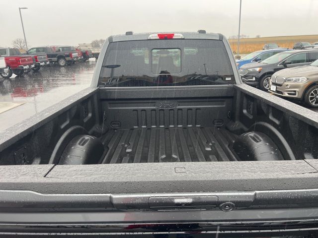 2026 Ford F-350 Super Duty Platinum - Photo 14