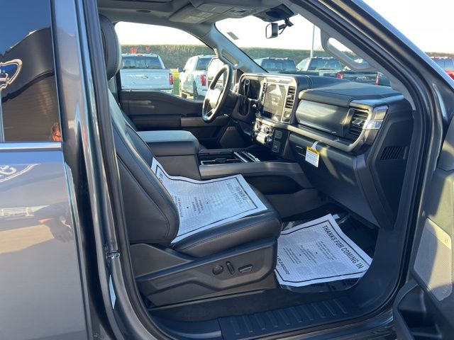 2026 Ford F-350 Super Duty Lariat - Photo 12
