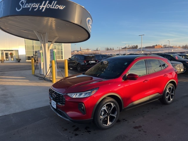 2026 Ford Escape ST-Line Select's photo